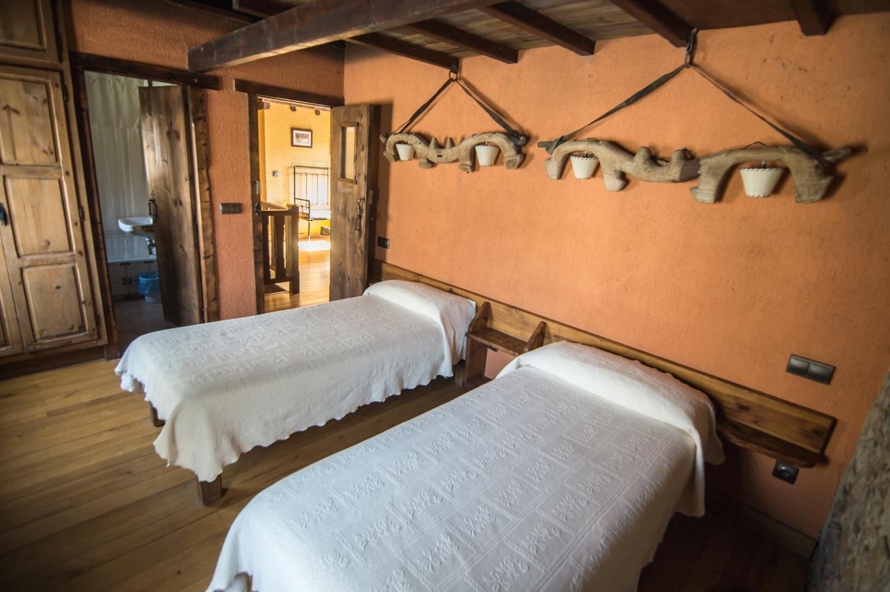 Casa Rural La Catedral De La Montana Vendégház Lois Kültér fotó