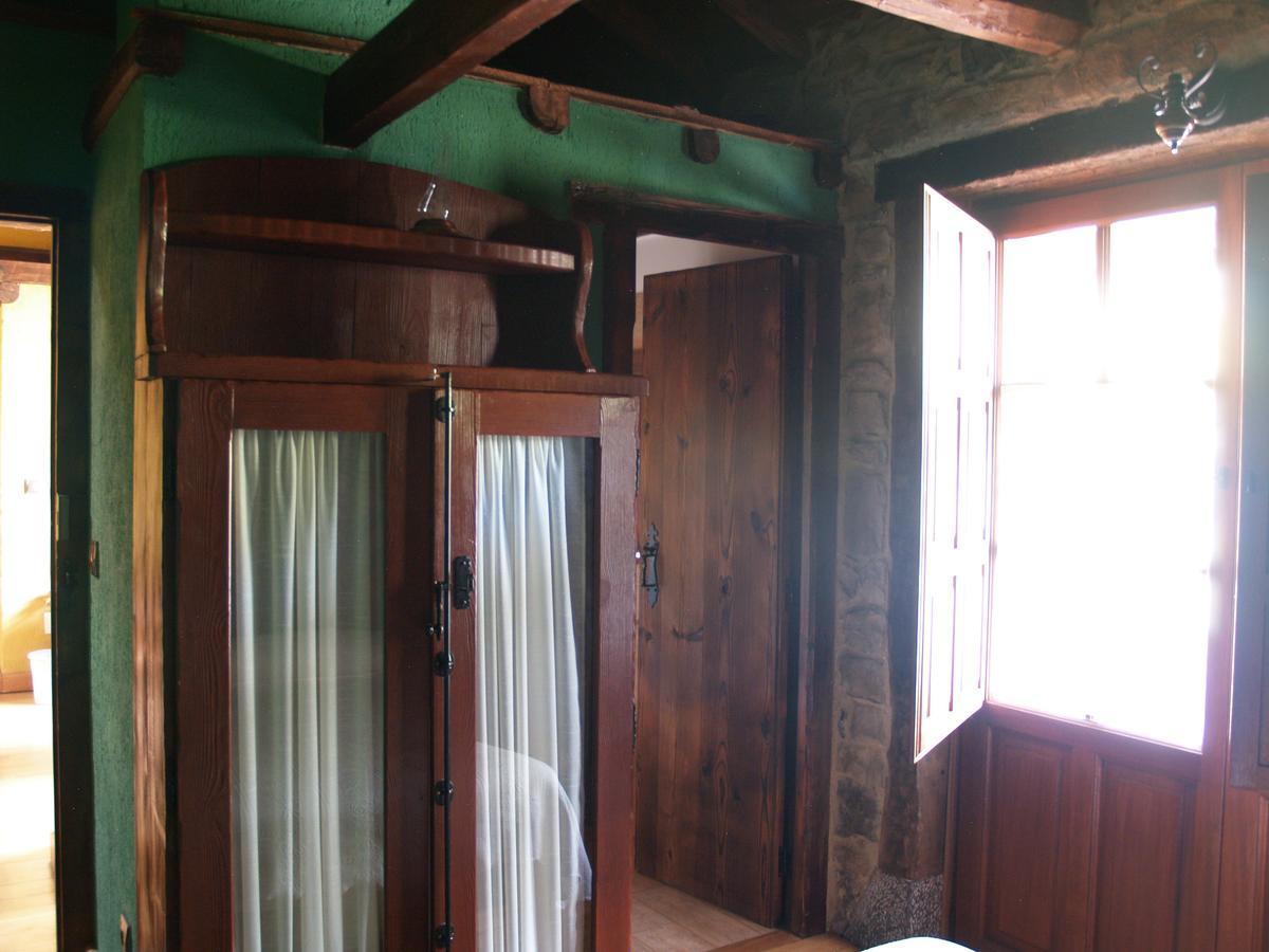 Casa Rural La Catedral De La Montana Vendégház Lois Kültér fotó